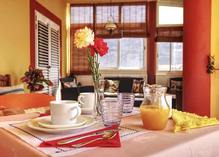 La Colina Hotel
